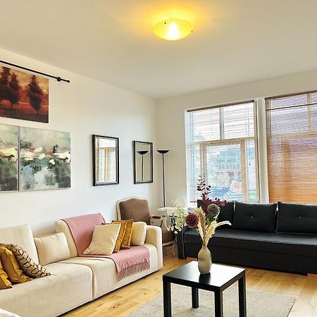 Cosy River View Flat At Temple Bar Dublín Exterior foto