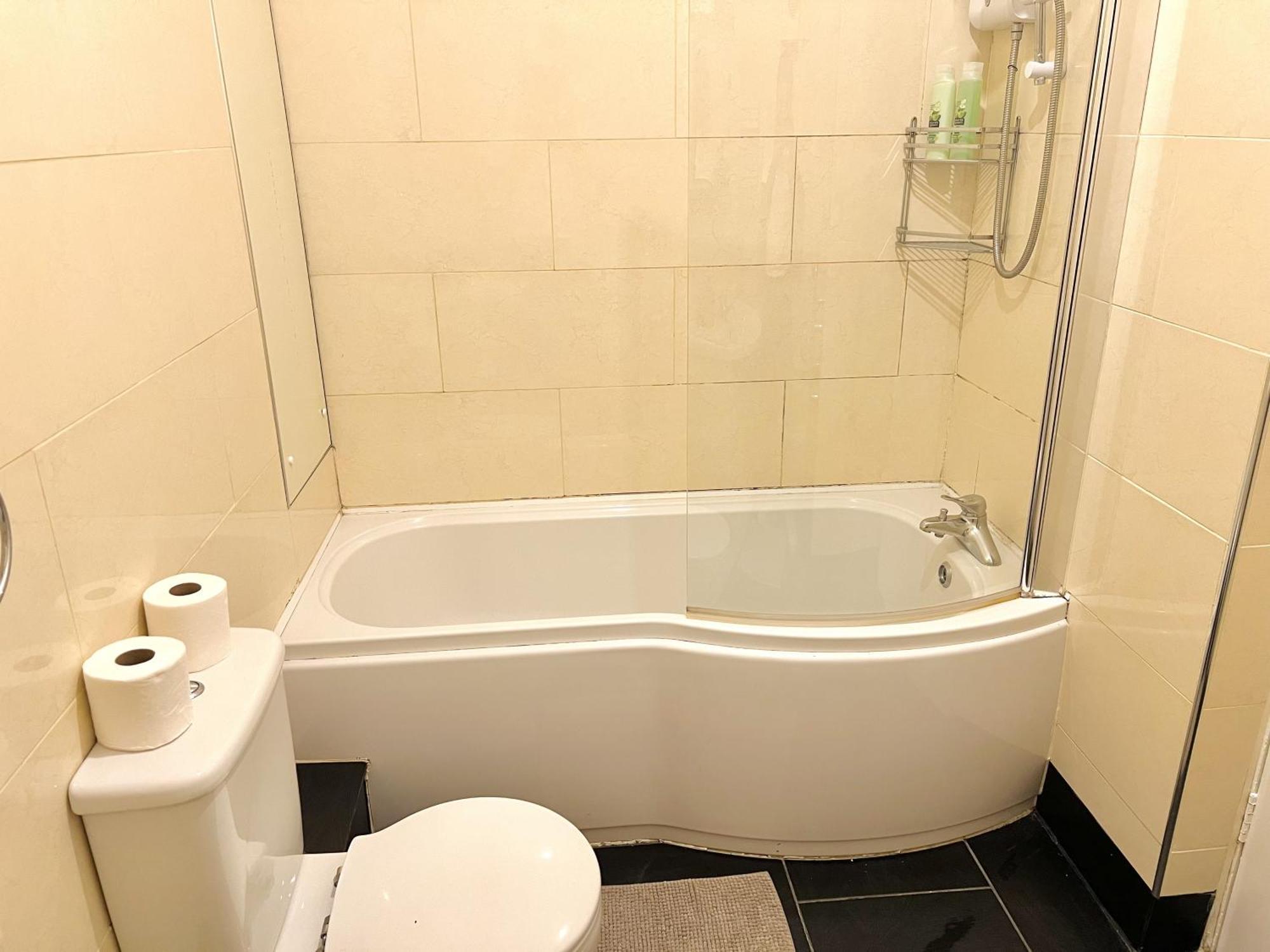 Cosy River View Flat At Temple Bar Dublín Exterior foto