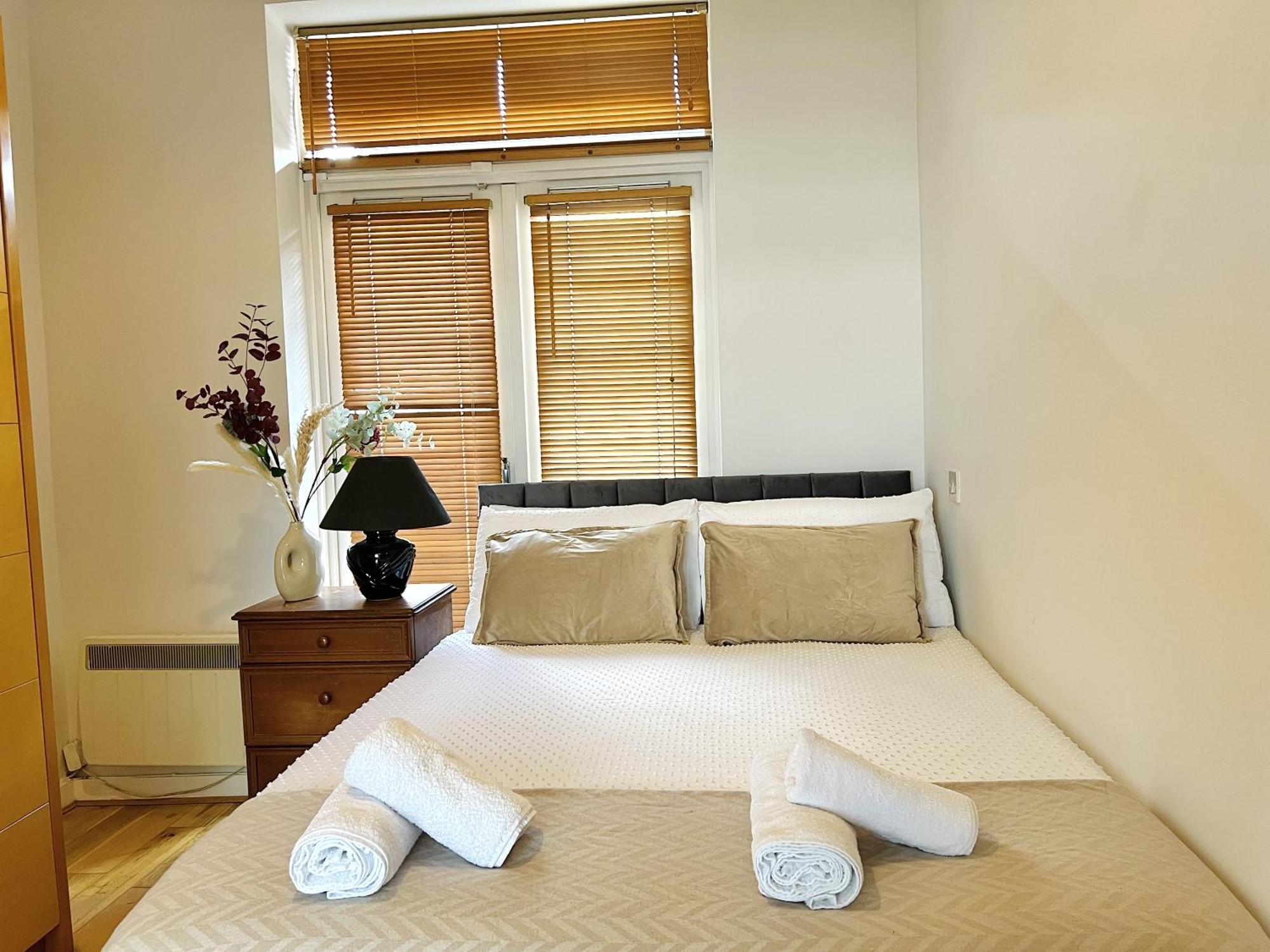 Cosy River View Flat At Temple Bar Dublín Exterior foto